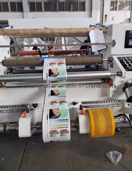 Hochgeschwindigkeits-Schneide-/Aufwickelmaschine, Rollenschneider für Jumbo-Rollen in flexibler Verpackung, BOPP Pet CPP Papier-Klebeetikettenschneider